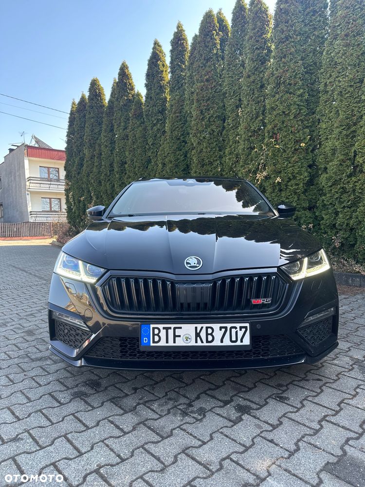 Skoda Octavia 2.0 TDI DSG 4x4 RS - 3