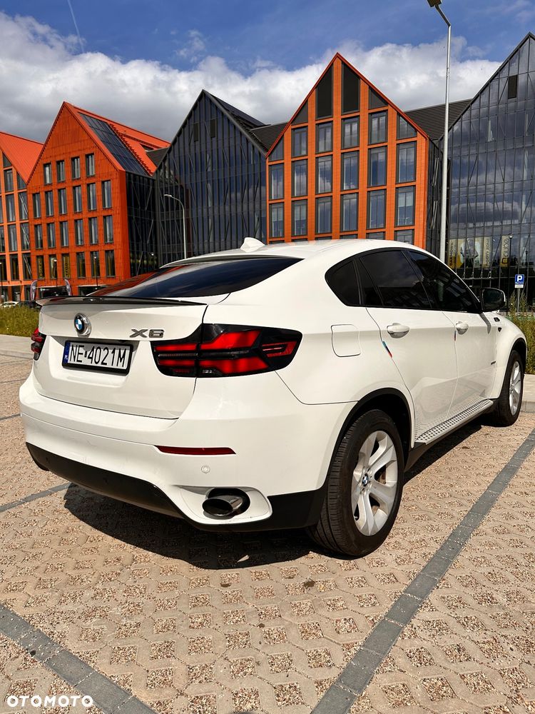 BMW X6 35i xDrive - 8