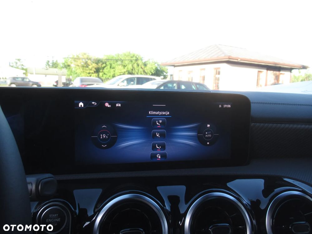 Mercedes-Benz CLA 180 mHEV 7G-DCT - 36