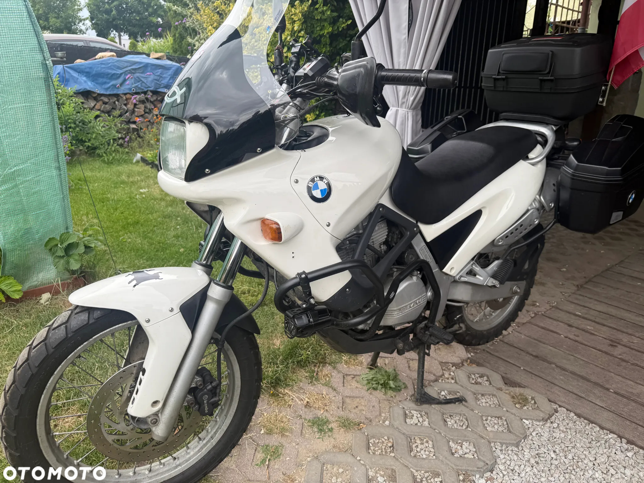 BMW F - 26