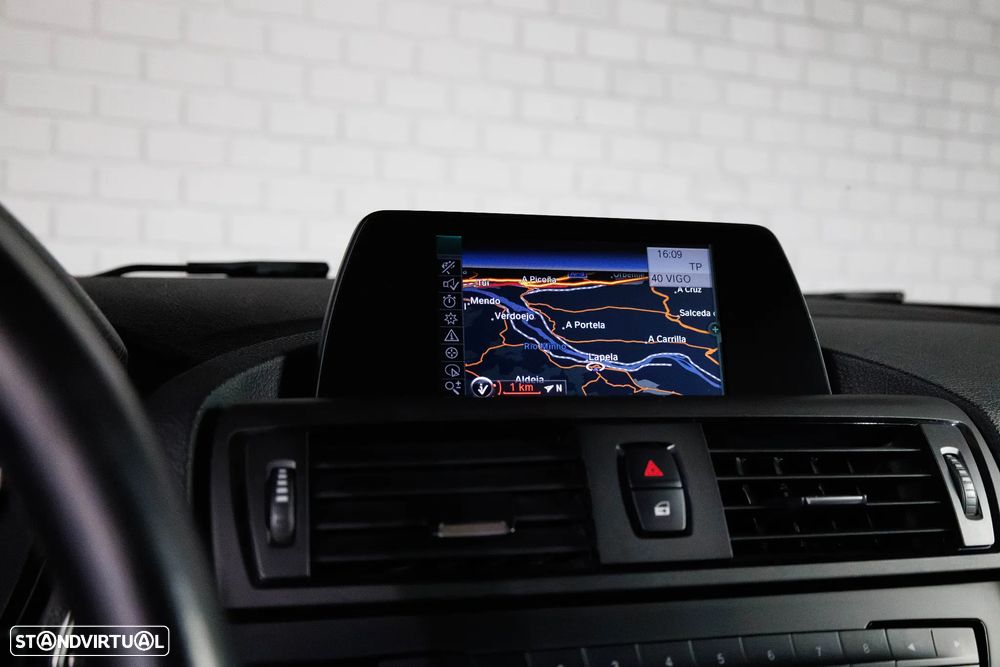 BMW 116 d EfficientDynamics Edition Urban Line - 18