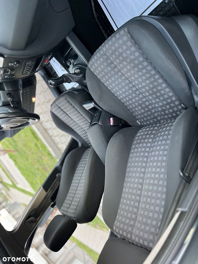 Renault Megane 1.6 Dynamique - 27