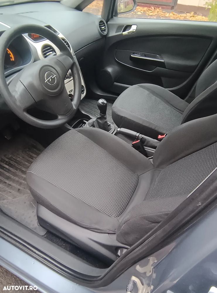 Opel Corsa 1.2i Enjoy - 8