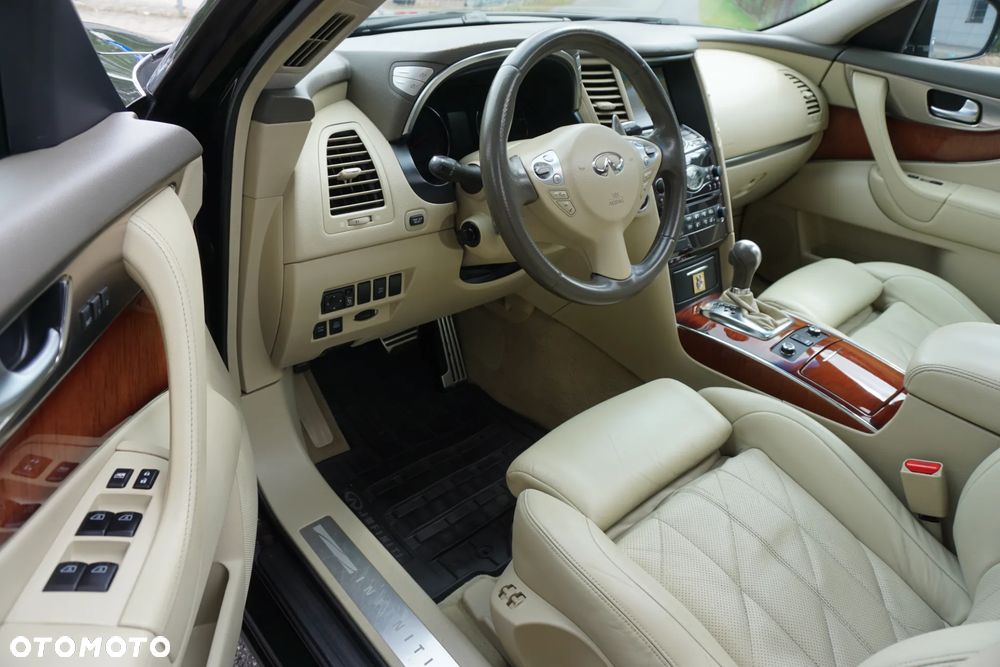 Infiniti FX FX30d AWD S - 9