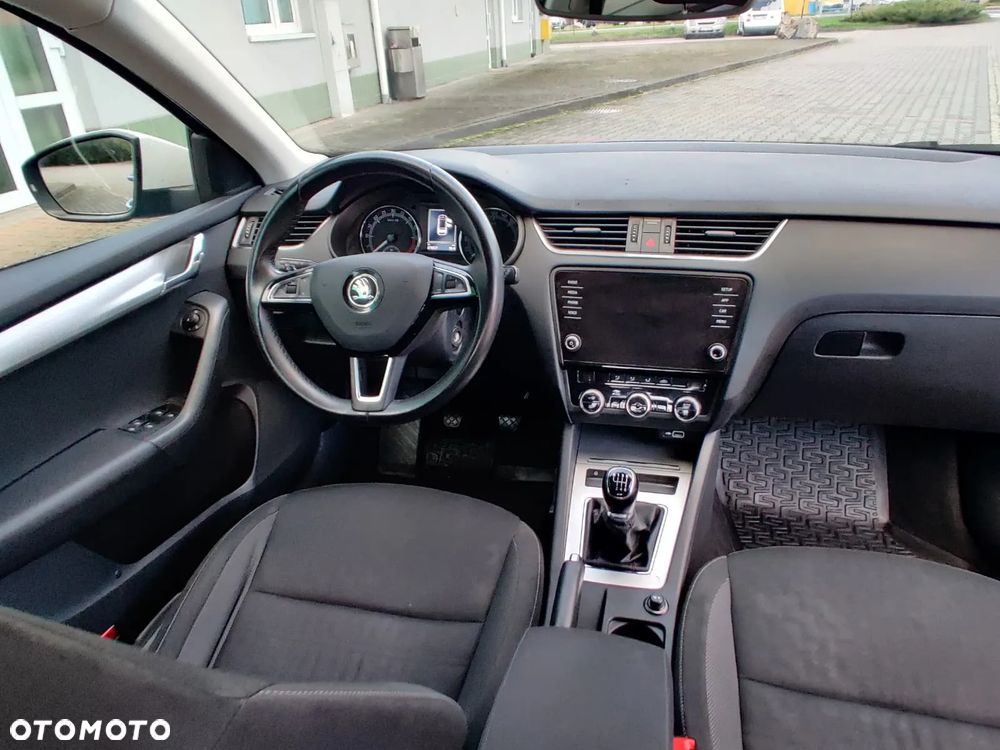Skoda Octavia 2.0 TDI Ambition - 30