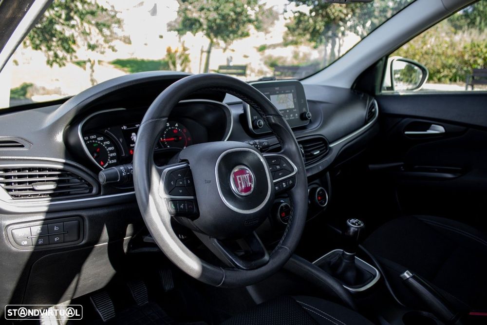 Fiat Tipo Station Wagon 1.3 M-Jet Lounge - 15