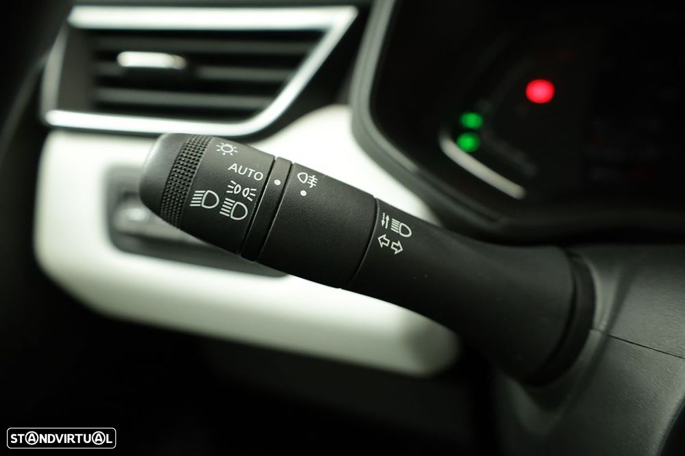 Renault Clio 1.0 TCe Techno CVT - 17