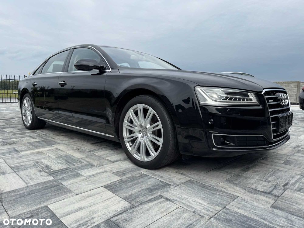 Audi A8 - 2