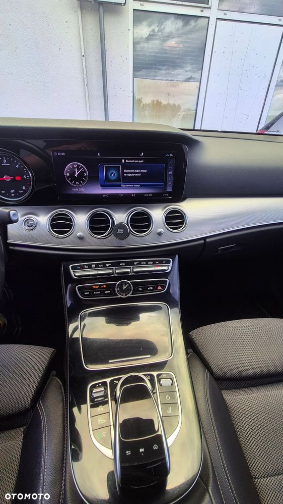 Mercedes-Benz Klasa E 220 d 9G-TRONIC - 17