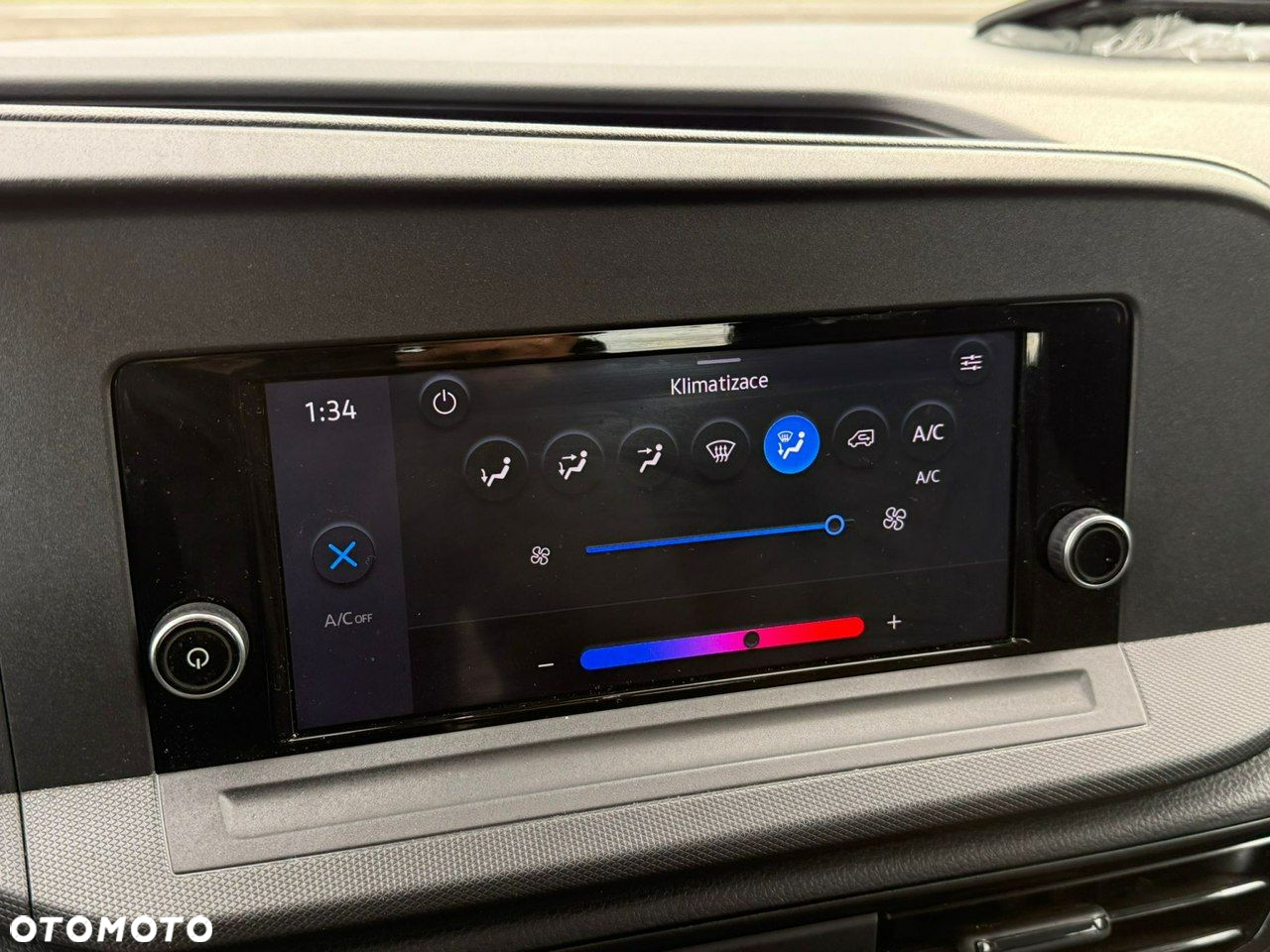 Ford Tourneo Connect 2.0 EcoBlue Trend - 30