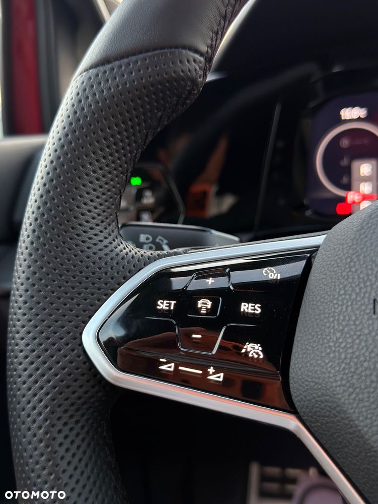 Volkswagen Golf 2.0 TSI GTI DSG - 33