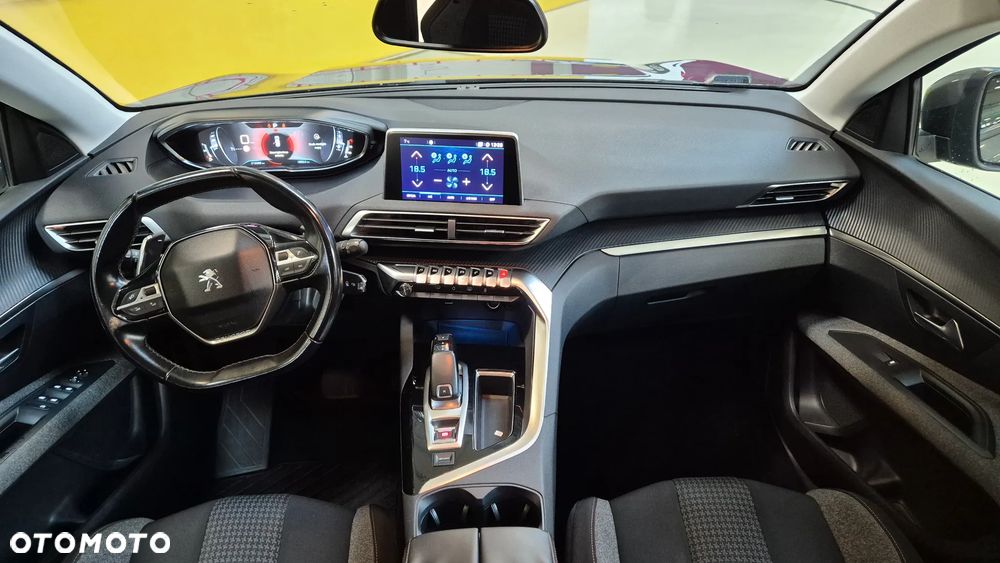 Peugeot 3008 1.5 BlueHDi Active S&S EAT8 - 10
