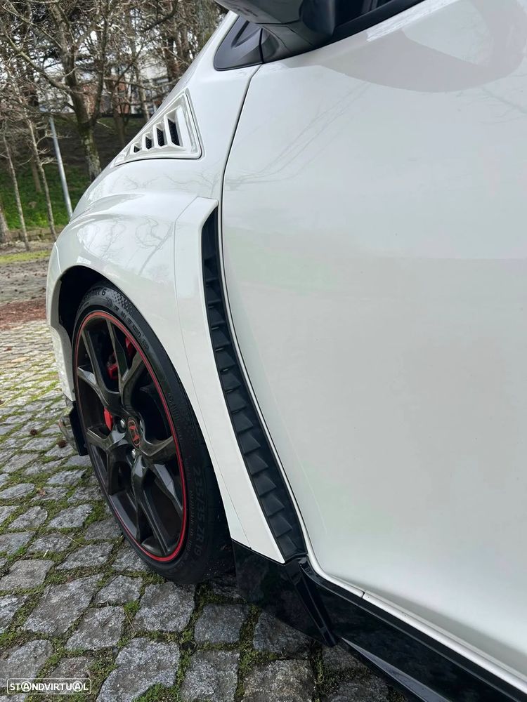 Honda Civic 2.0 VTEC Turbo Type R GT - 25