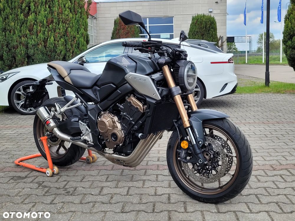 Honda CB - 19