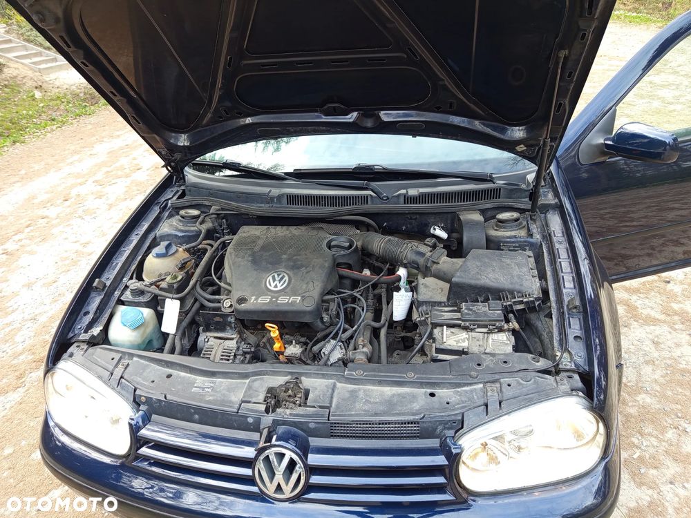 Volkswagen Golf 1.6 - 7
