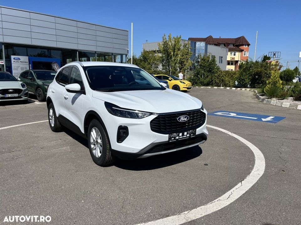 Ford Kuga - 3