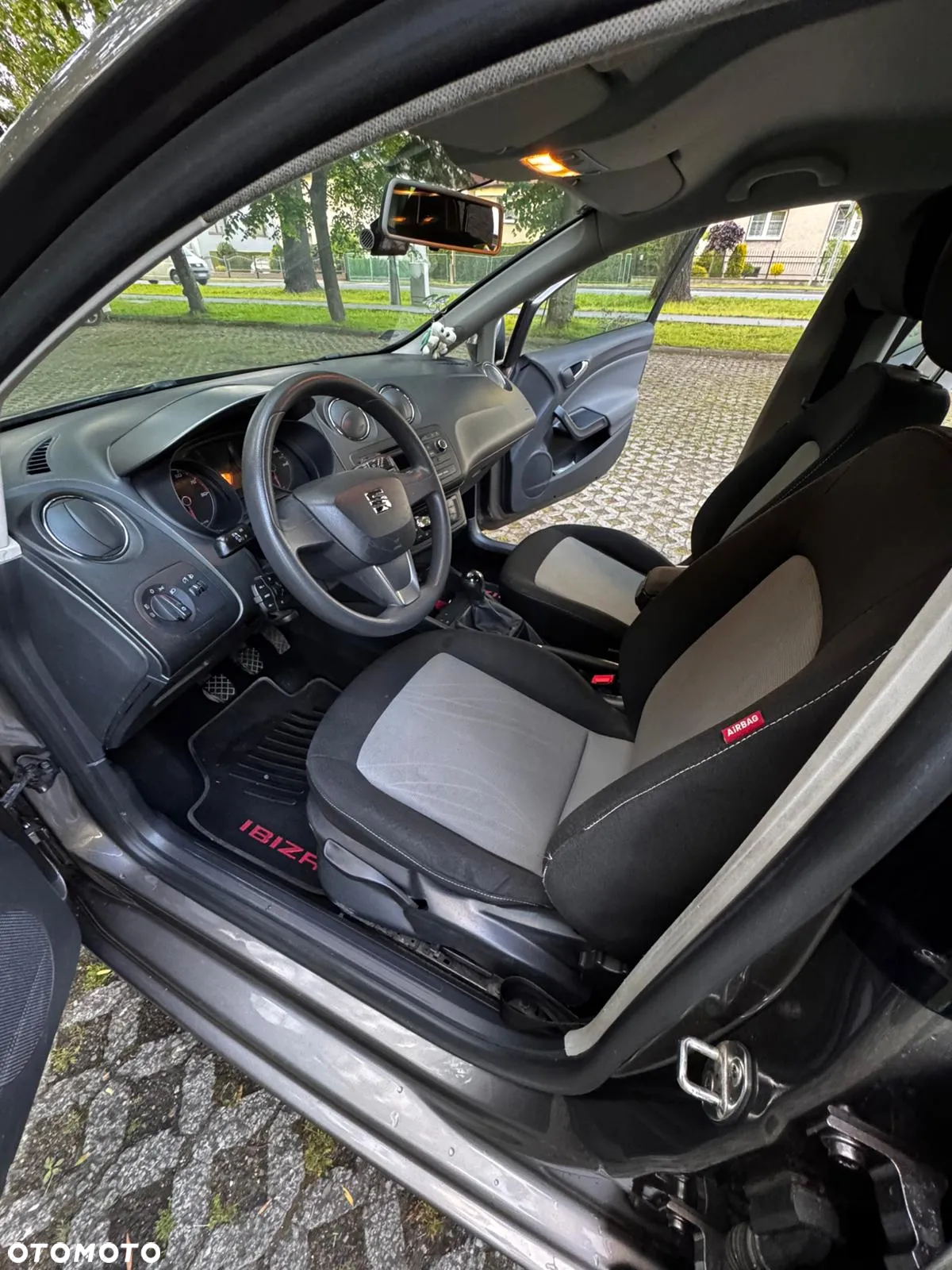 Seat Ibiza - 12