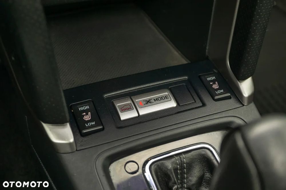 Subaru Forester 2.0D Lineartronic Exclusive - 36