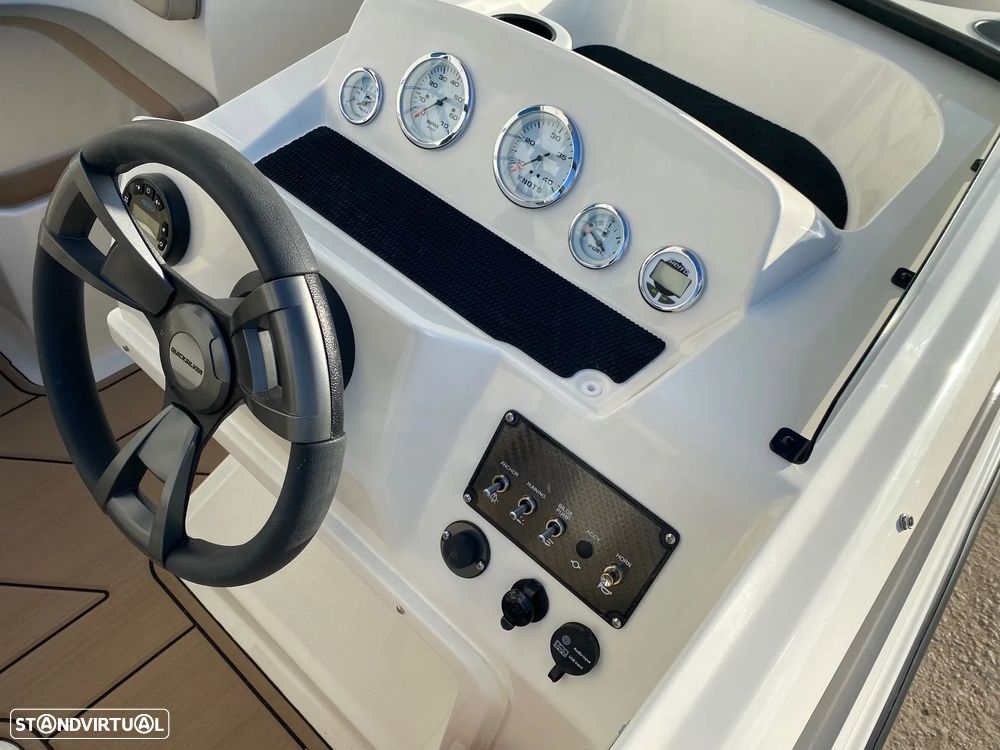 Quicksilver 525 Axess - 17