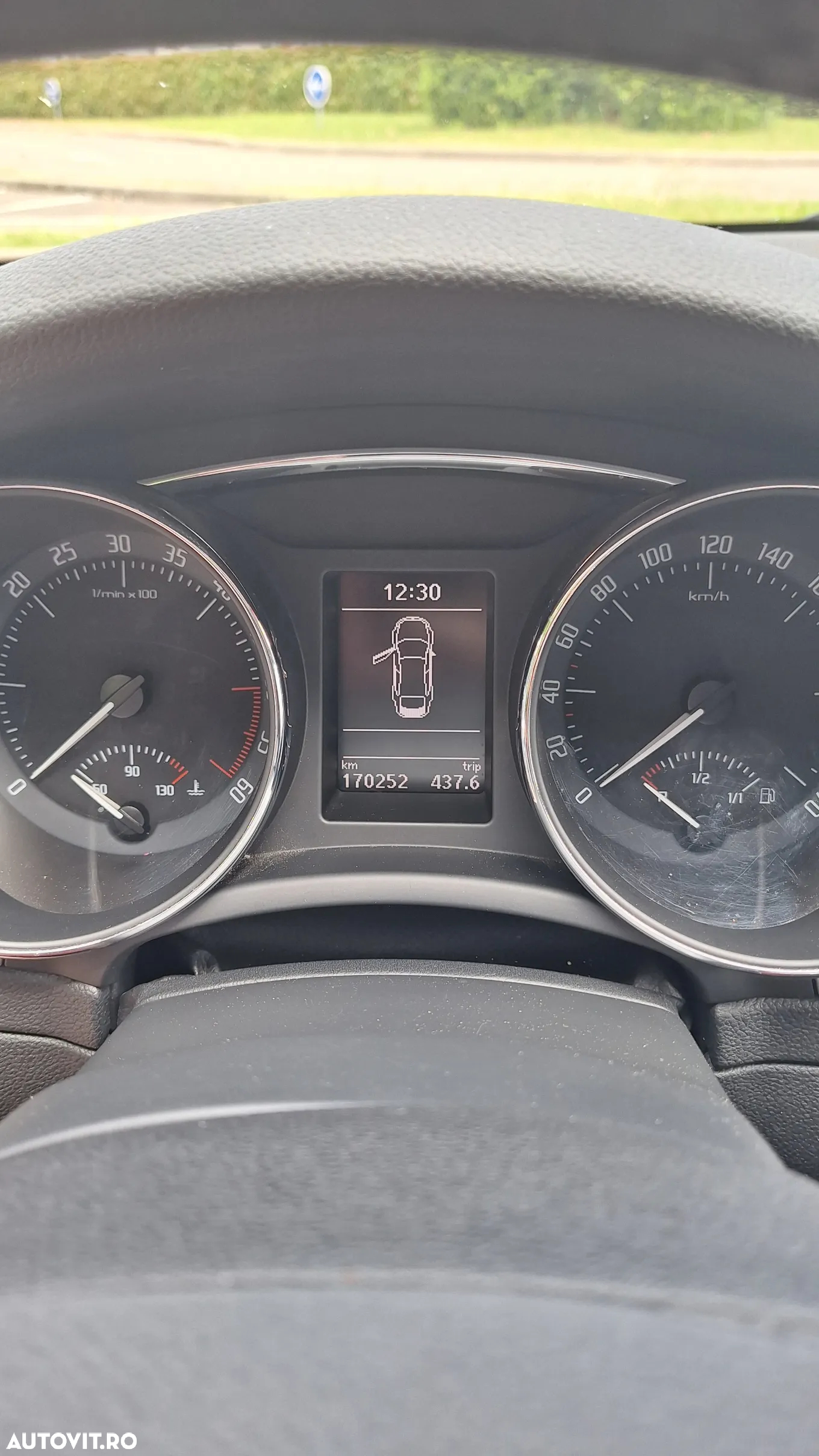 Skoda Superb Combi 2.0 TDI Ambition DSG - 5