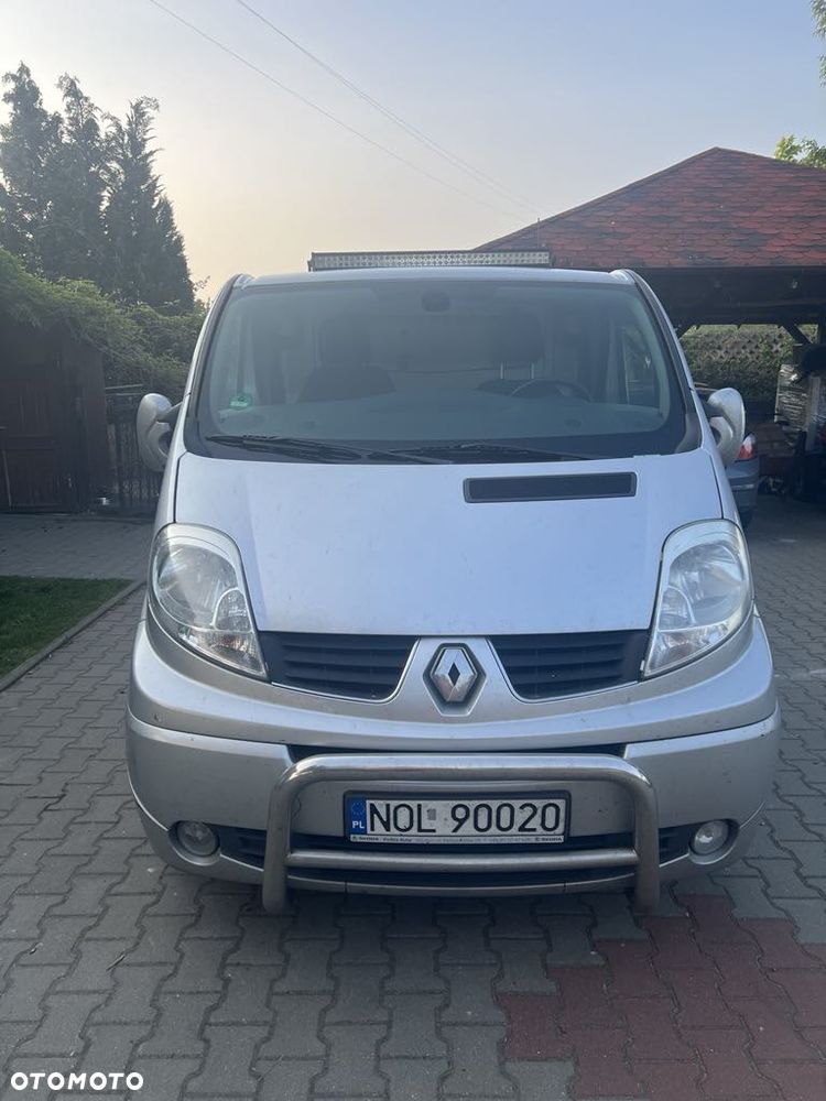 Renault Trafic - 1