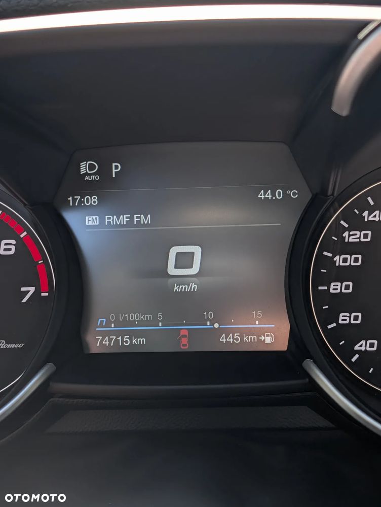 Alfa Romeo Giulia 2.0 Turbo - 6