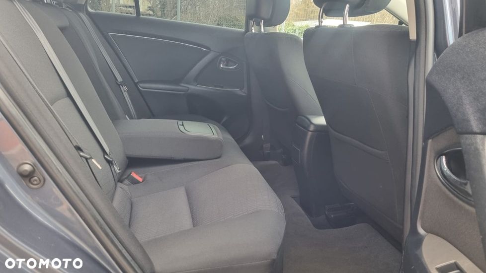 Toyota Avensis 1.8 Business Edition - 21