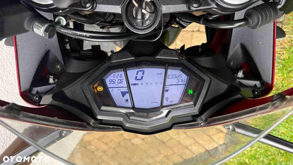 Yamaha YZF - 6