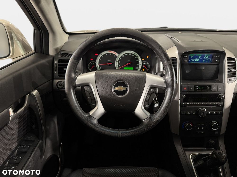 Chevrolet Captiva - 12