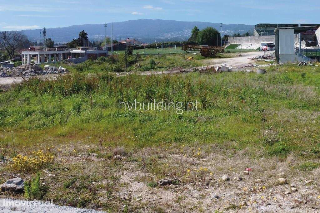 Lote para construção localizado em Galegos Santa Maria, Barcelos - Grande imagem: 2/11