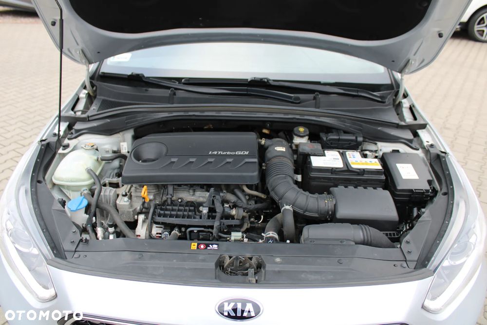 Kia Ceed 1.4 T-GDI GT-Line DCT - 34