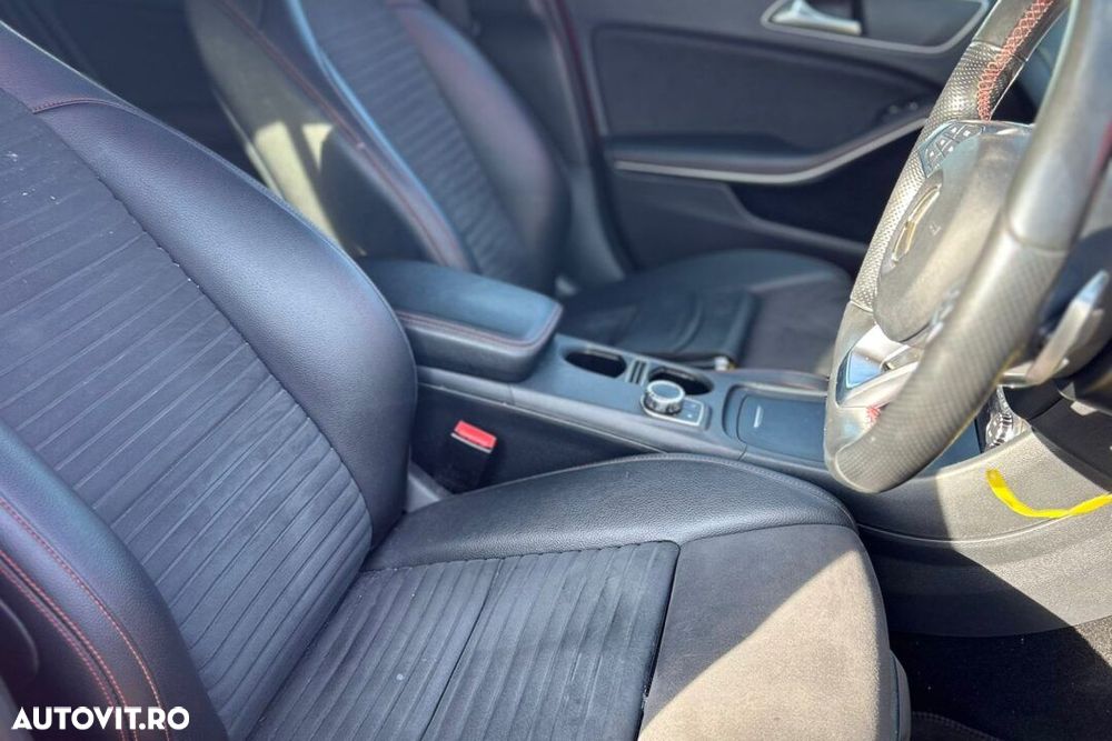 INTERIOR Piele + Alcantara MERCEDES-BENZ GLA - AN 2016 - 1