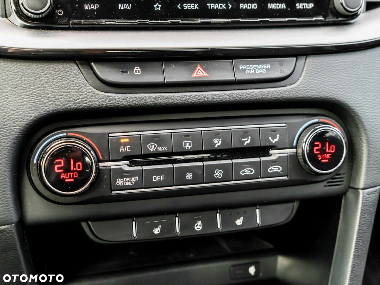 Kia XCeed - 21
