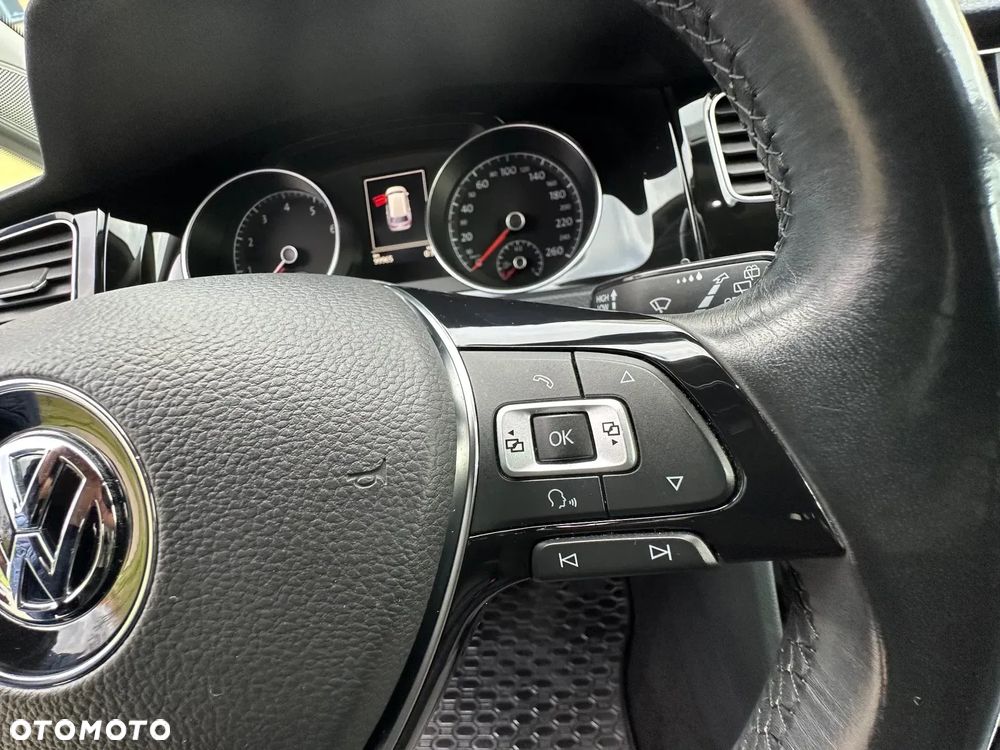 Volkswagen Golf VII 1.4 TSI BMT Highline - 27