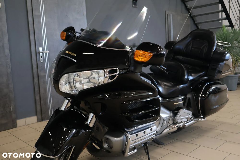 Honda GL - 5