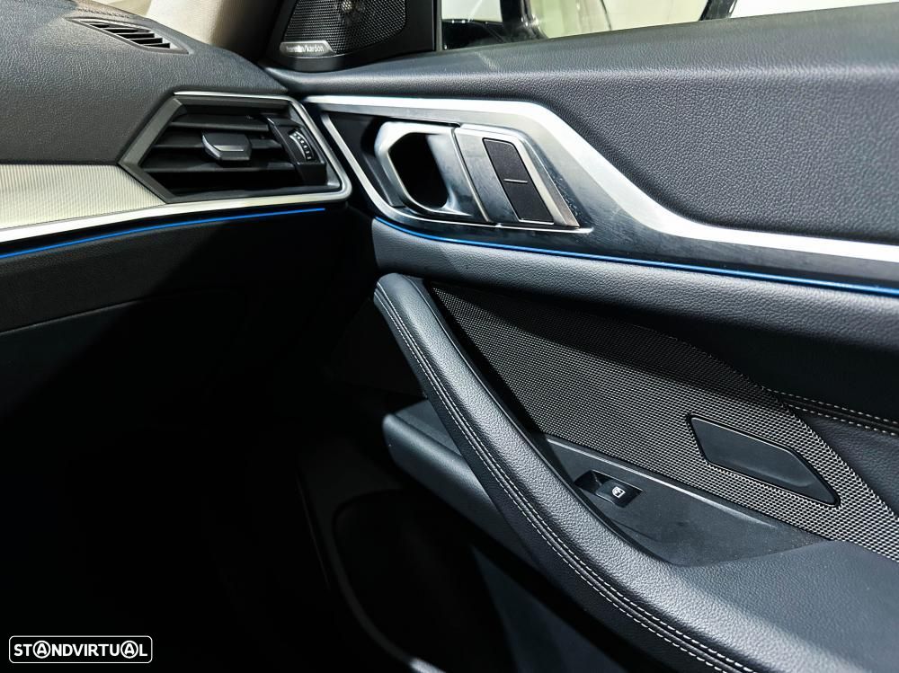 BMW i4 eDrive40 Pack Desportivo M - 32