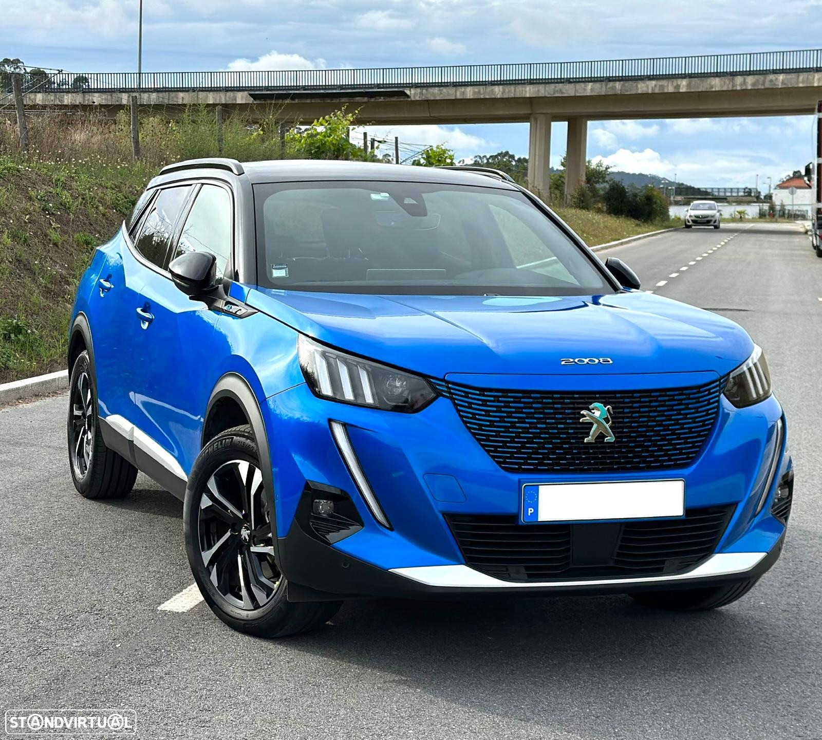 Peugeot e-2008 50 kWh GT Line - 6