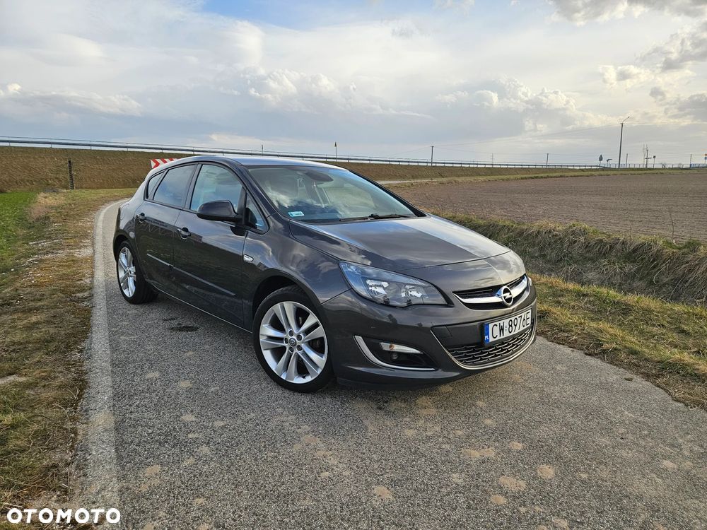 Opel Astra 1.4 Turbo - 2