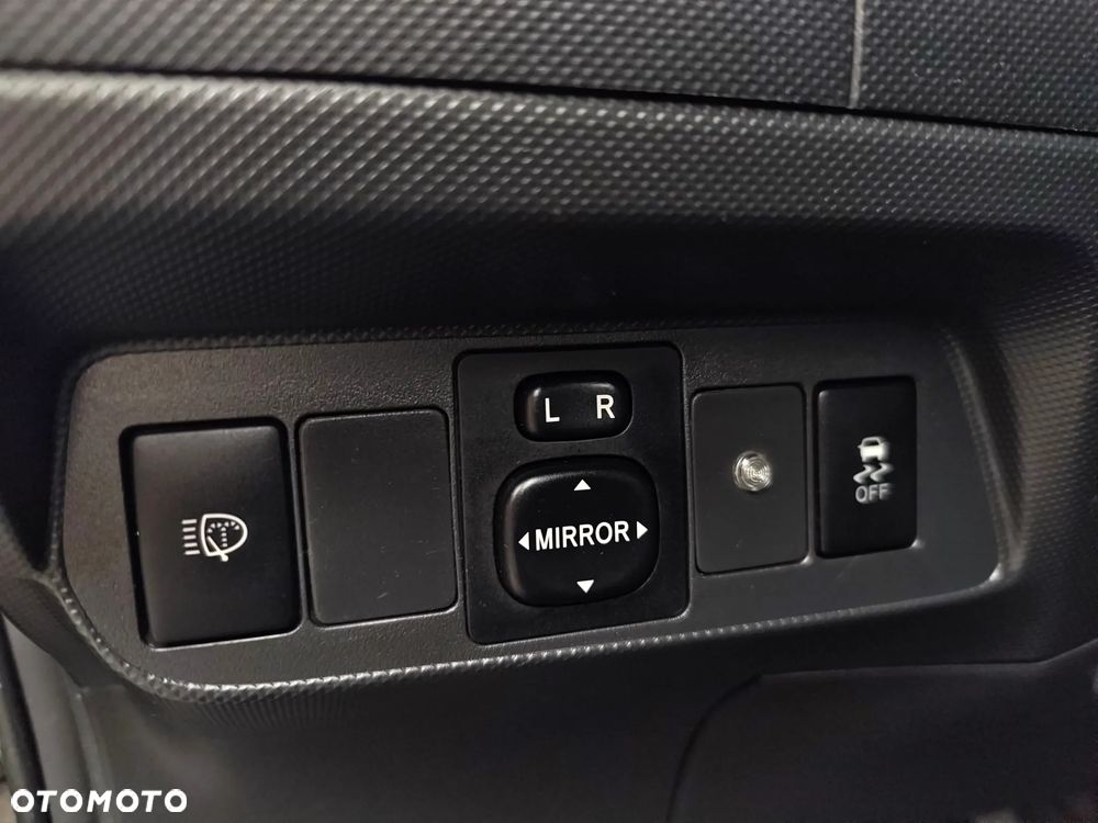 Toyota Auris 1.6 VVT-i Sol - 14