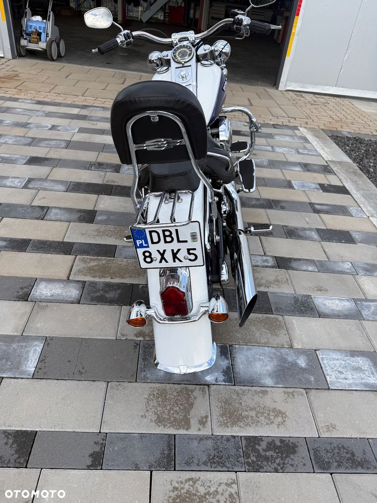 Harley-Davidson Softail Deluxe - 16