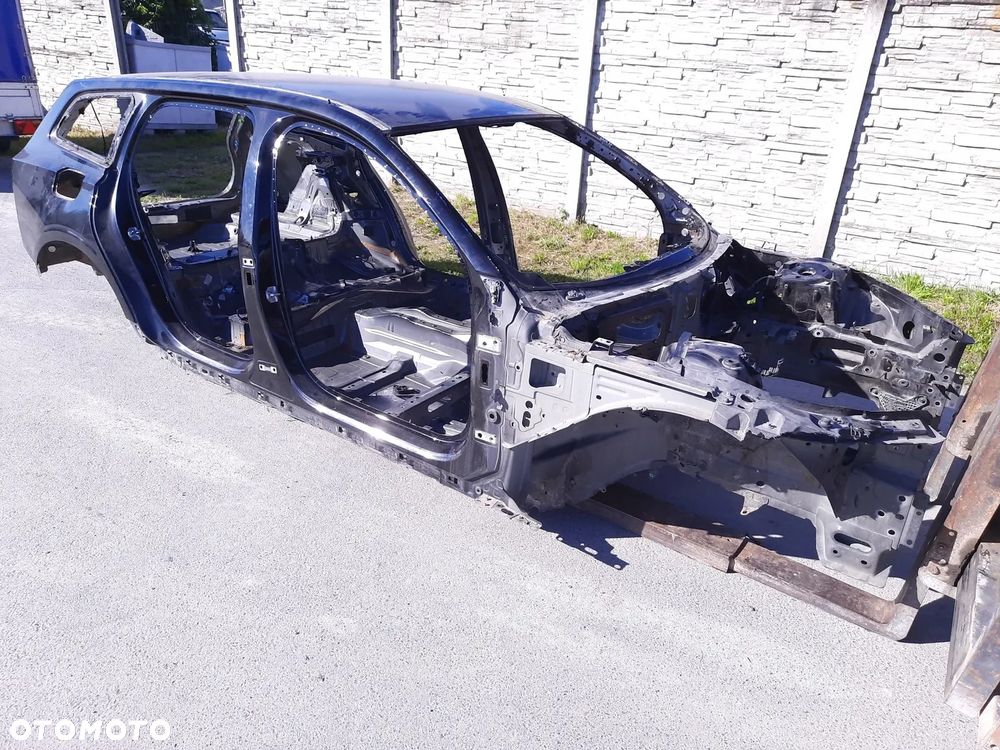 VOLVO V60 II KOMBI 19r. GOŁA KARSERIA KASTA 019-26 - 2