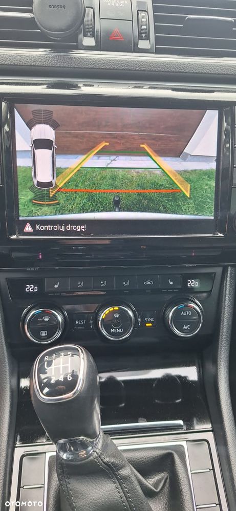 Skoda Superb 1.6 TDI GreenLine - 9