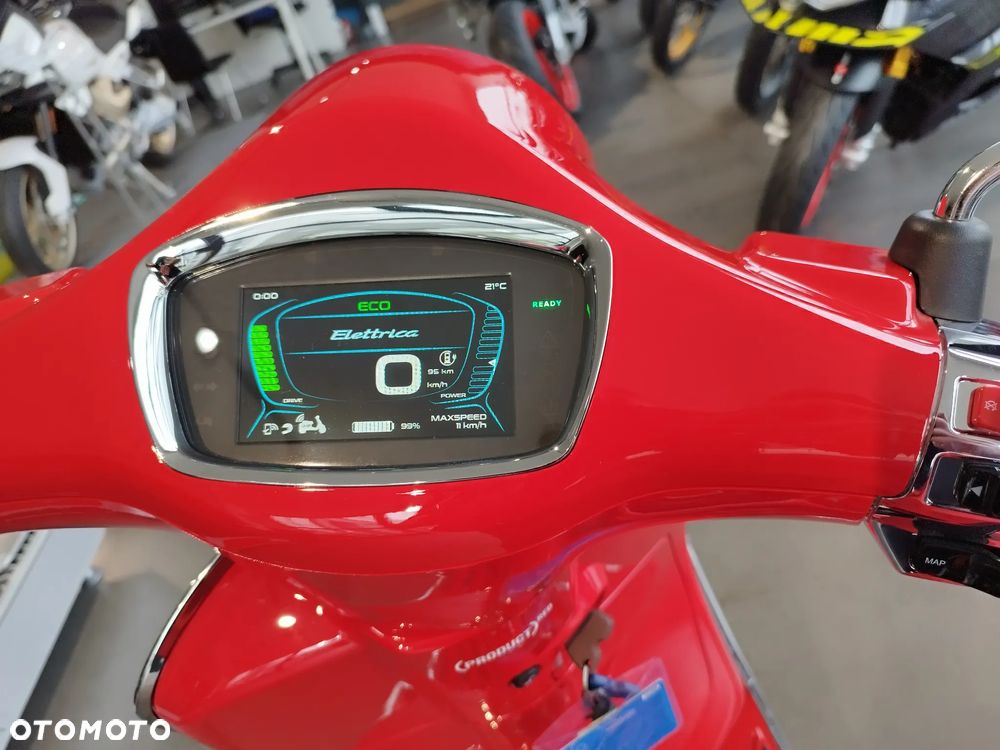 Vespa Primavera - 11