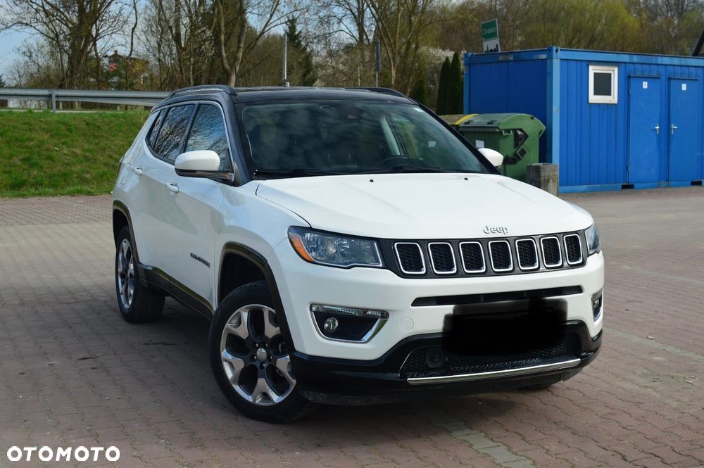Jeep Compass - 1