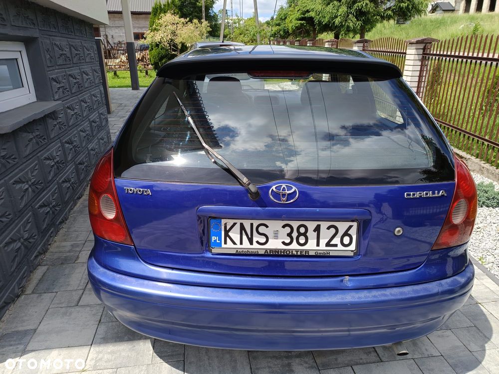 Toyota Corolla - 4