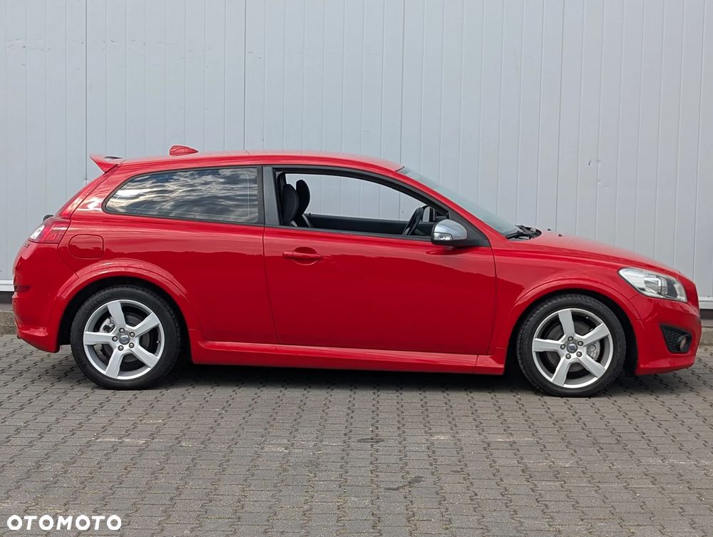 Volvo C30 D4 R-Design - 16