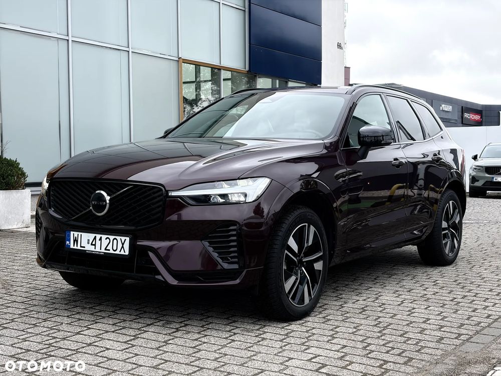 Volvo XC 60 B5 B AWD Plus Dark - 2