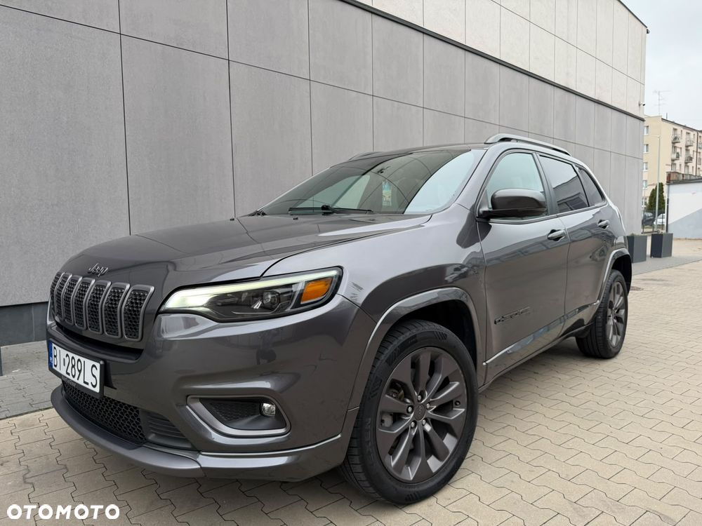 Jeep Cherokee - 1