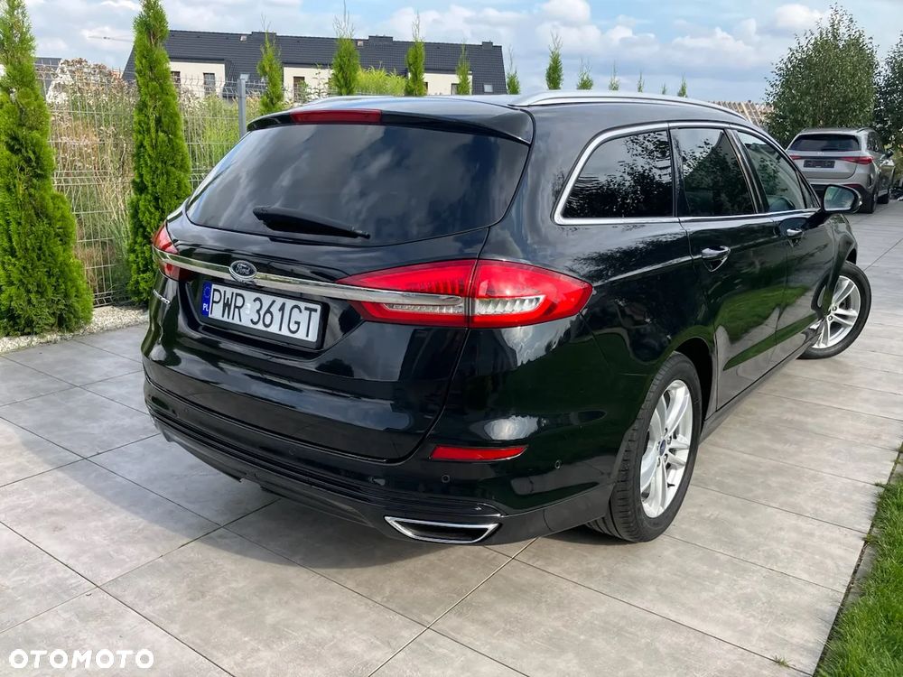 Ford Mondeo 2.0 TDCi Titanium PowerShift - 11