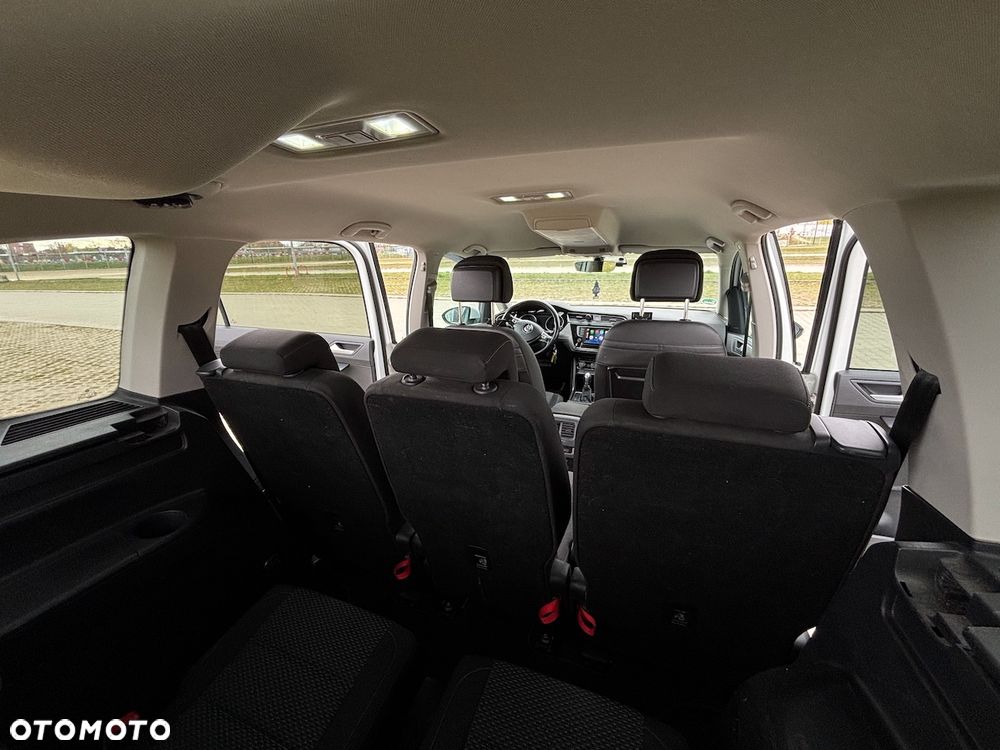 Volkswagen Touran 2.0 TDI BMT Comfortline DSG - 8